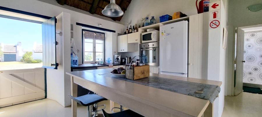 4 Bedroom Property for Sale in Struisbaai Western Cape
